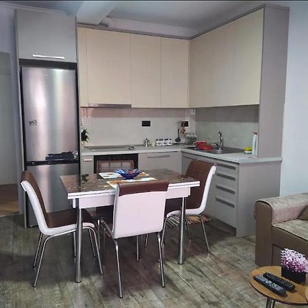 #1 Modern 1Br With Balcony In Up-And-Coming Hip Area Apartman Tirana Kültér fotó