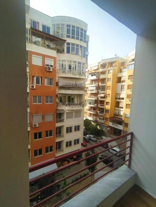 #1 Modern 1Br With Balcony In Up-And-Coming Hip Area Apartman Tirana Kültér fotó